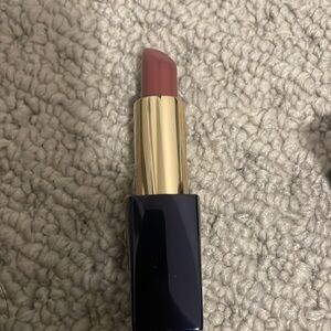 Estée Lauder pure envy lipstick